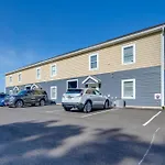 Erie Vacation Rental With Patio, Near Golf Course!
