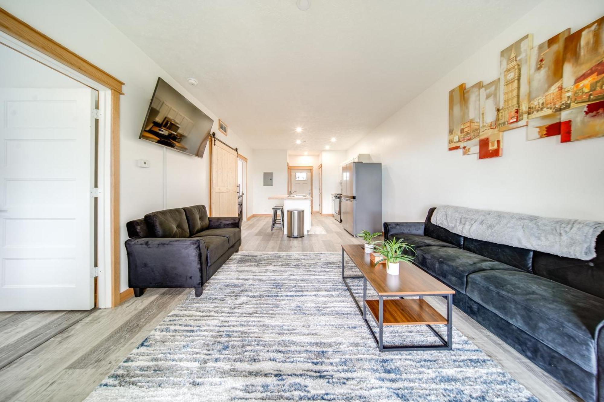 Apartment Vacation With Patio, Near Golf Course! *